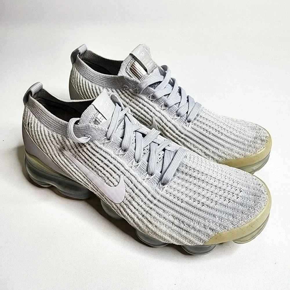Nike Air VaporMax Women's Size 8.5 Flyknit‎ 3 Platinum Running Shoes AJ6910-100